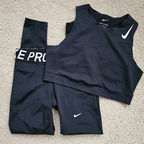 Nike Pants - Nike Dri-fit set high rise leggings cropped tank top black white size medium